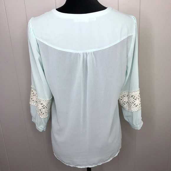 Forever 21 lace 3/4 sleeve blouse Sz S - Picture 6 of 12